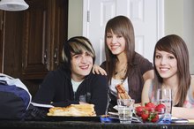 Benefits for Teenagers to Eat Healthy