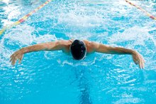 Anaerobic Vs. Aerobic Swimming Workouts