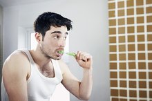 How to Treat Bad Breath From Acid Reflux