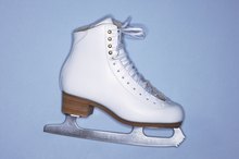 How to Remove Scuff Marks From Figure Skates