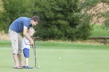 教你4岁儿子打高尔夫球的最佳方式