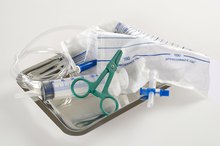 How to Use Urinary Catheters With Diapers