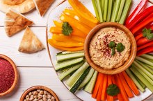 Is Hummus High in Carbohydrates?