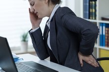 What Are the Causes of Back Pain When Working on the Computer?
