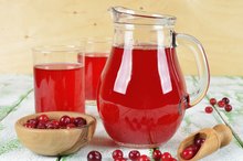 How Much Cranberry Juice to Drink as a Diuretic