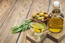 How to Make a Rosemary & Olive Oil Infusion