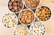 Can I Eat Cashews or Almonds on Atkins?