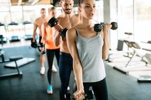 Does Aerobic Exercise or Lifting Weights Burn More Carbs?