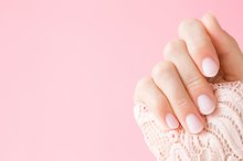 What Are the Causes of Splitting and Peeling Nails?