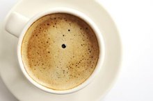 一杯咖啡的咖啡因含量与咖啡镜头之一