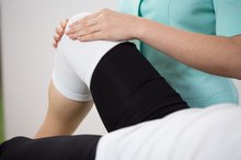 How to Tell if You Strained Your Knee