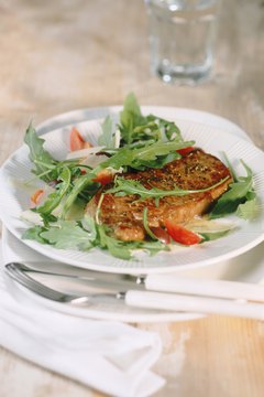 John Foxx/Stockbyte/Getty Images Lean beef is rich in protein, iron and B vitamins, yet low in unhealthy fat.