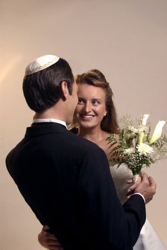 The kippah is a religious garment worn by many in the Jewish religious community.