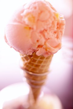 NA/Photos.com/Getty Images Just say no to kittens and ice cream.