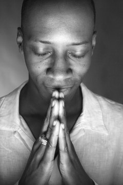 Full devotion to the minimalistic monastic life is required of all nuns.