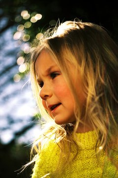 Teaching a child to watch her surroundings helps keep her safe.