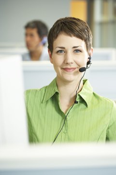 Jupiterimages/Photos.com/Getty Images Land a call center job by acing the interveiw.