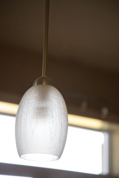 Jupiterimages/Photos.com/Getty Images Light fixtures vary significantly in price.