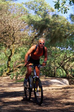 Thinkstock Images/Comstock/Getty Images For snappy and responsive shifting on the trail, tighten loose gear cables.
