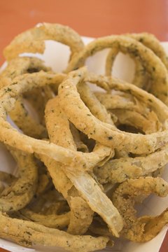 Jupiterimages/Brand X Pictures/Getty Images People with gallbladder problems should avoid fried or fatty foods.
