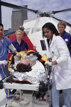 Ryan McVay/Lifesize/Getty Images Emergency room physicians must quickly assess and diagnose patients.