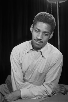Even with the hardships that African-Americans endured, many, such as Gordon Heath, contributed greatly to creative culture.