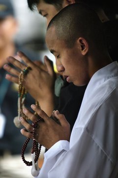 Some Buddhists shave their heads in mourning for the deceased.