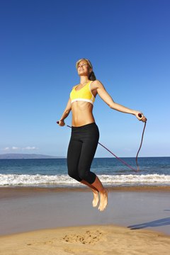 Jupiterimages/Comstock/Getty Images Jumping rope offers many benefits.