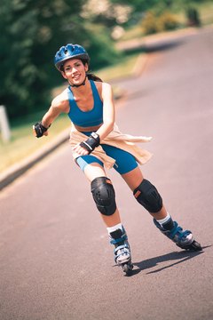 Comstock/Comstock/Getty Images Depending on how hard you blade, you can develop superior leg strength.