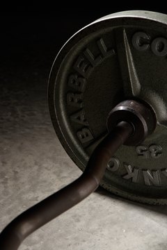 Thomas Northcut/Photodisc/Getty Images High-rep deadlift workouts can help you reach your exercise goals.