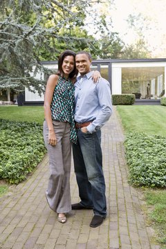 Jupiterimages/Comstock/Getty Images Don't be surprised when you go for a full month or two before you need to send in your first mortgage payment.