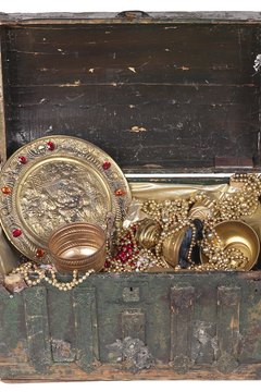 Let those party goers hunt for some treasure.