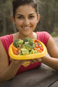 Jupiterimages, Brand X Pictures/Brand X Pictures/Getty Images Figure out your fiber intake for an optimal diet.