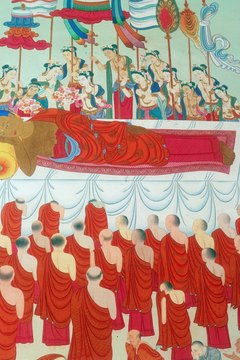 Male and female disciples followed the Buddha until his death.