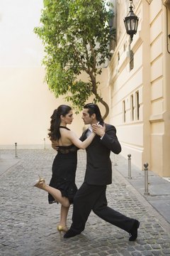 Jupiterimages/Brand X Pictures/Getty Images Whether you're into ballet, breakdance or salsa, you need strong legs.