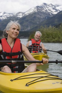 Noel Hendrickson/Digital Vision/Getty Images The best time to exercise outdoors is before 10 a.m. and after 2 p.m.