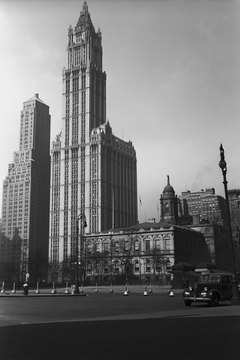 The 1920s were a prosperous time in American history.