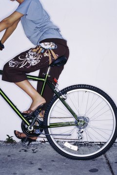 George Doyle/Stockbyte/Getty Images The right size seat won't hurt your butt.
