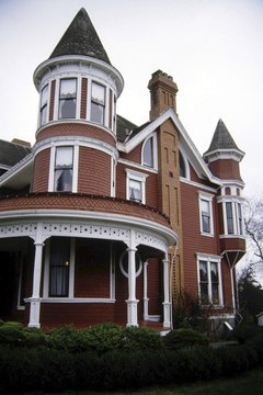 Ablestock.com/AbleStock.com/Getty Images Home mortgages can offers some distinct disadvantages.