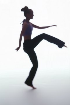 George Doyle/Stockbyte/Getty Images Isometric dance workouts tone small muscle groups for the lean dancer physique.