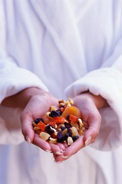 Thinkstock/Comstock/Getty Images A low-tyramine diet limits citrus, dried and overripe fruits.