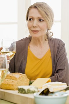 Jupiterimages/Pixland/Getty Images If you have celiac disease, you can still eat bread made from other grains.