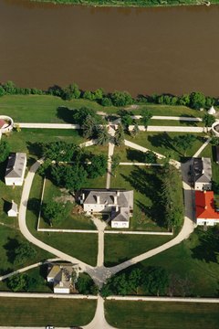 Photos.com/Photos.com/Getty Images Blanket insurance covers multiple buildings and property types in one policy.
