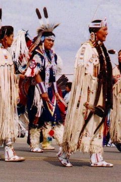 What Did Cherokee People Wear?