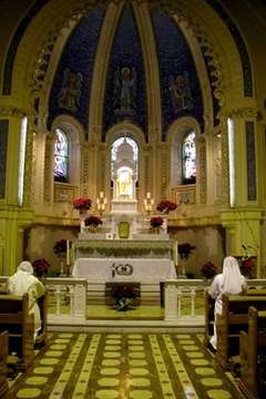 Eucharistic ministers serve Catholic priests and congregations.