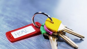 Is a Quitclaim Deed on a House Binding in a Divorce?