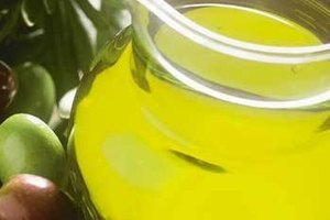 Cómo utilizar aceite de oliva para ser más bella de la noche a la mañana