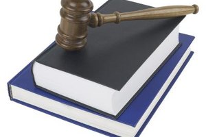 High School Classes to Become a Lawyer | Synonym