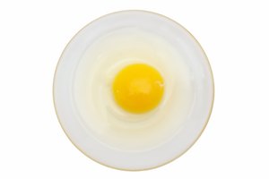¿Las claras de huevo tienen efectos secundarios?