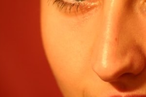 Cómo utilizar crema depilatoria en el rostro